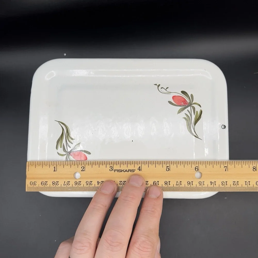 VTG White Floral Design Enamelware Refrigerator Box w/ Lid 7x5x2 Farmhouse